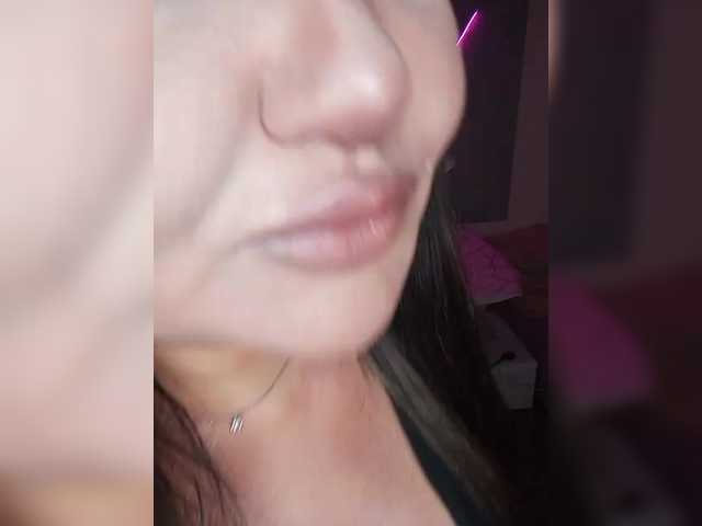 Brunetochkaaa's BongaCams show and profile