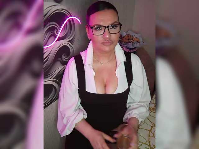 Brunetochkaaa's BongaCams show and profile