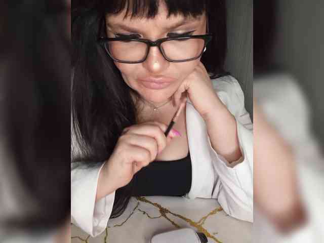 Brunetochkaaa webcam