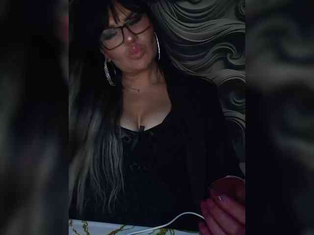 Brunetochkaaa webcam