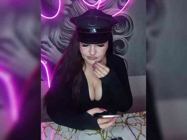 Brunetochkaaa webcam