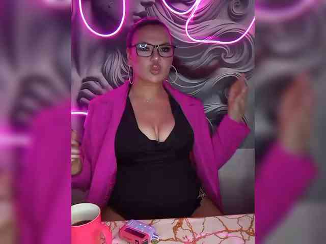 Brunetochkaaa webcam