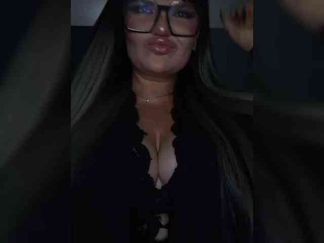 Brunetochkaaa webcam