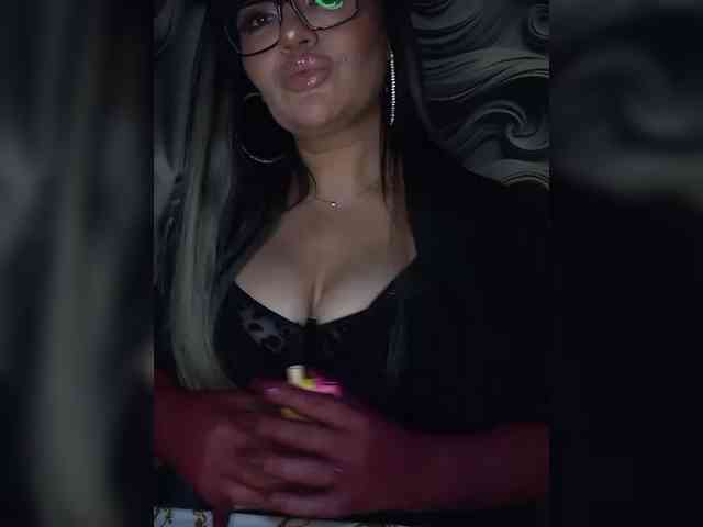 Brunetochkaaa webcam