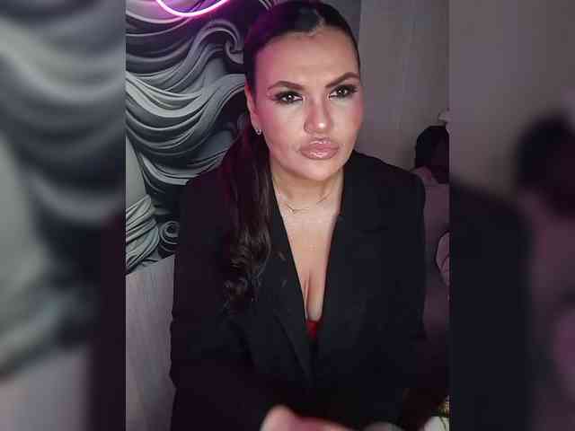 Brunetochkaaa webcam