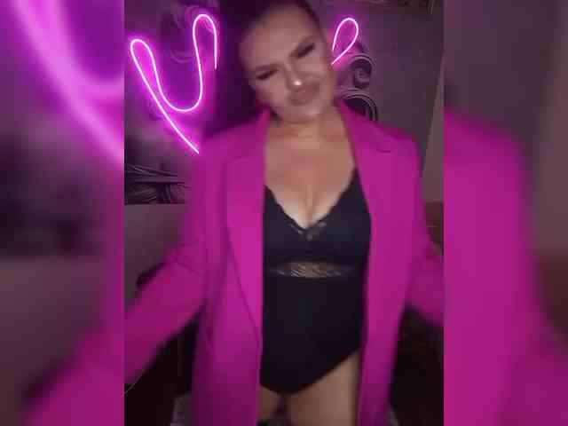 Brunetochkaaa webcam