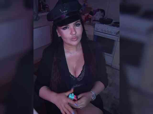 Brunetochkaaa webcam