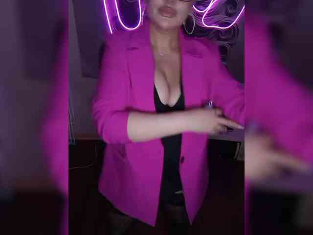 Brunetochkaaa webcam