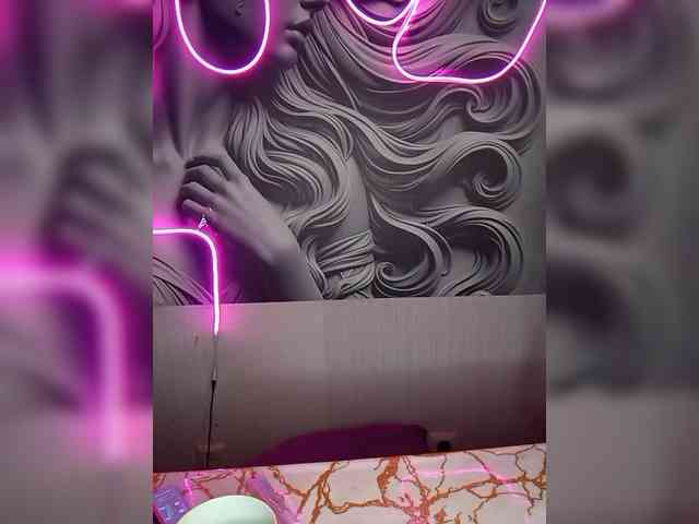 Brunetochkaaa webcam