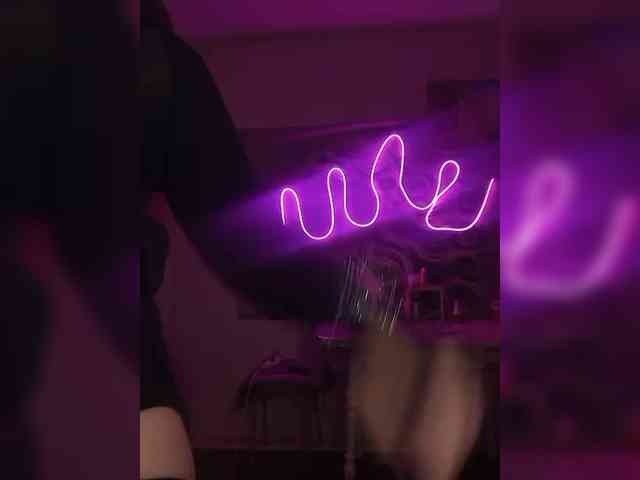 Brunetochkaaa webcam