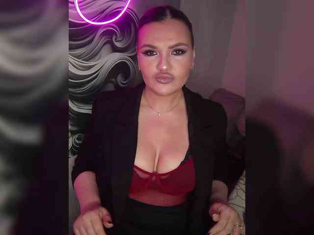 Brunetochkaaa webcam