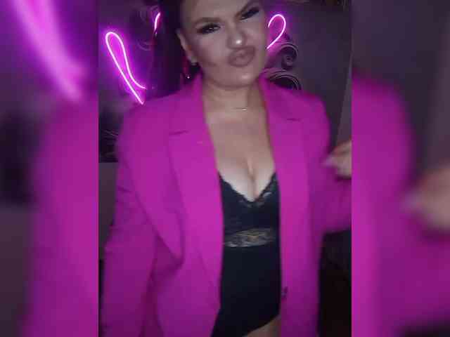 Brunetochkaaa webcam