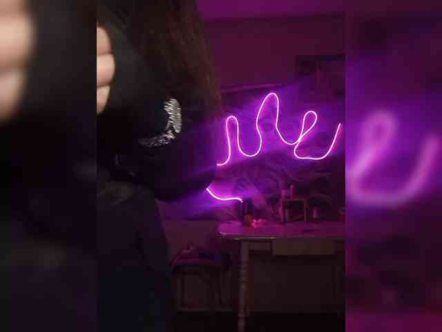 Brunetochkaaa webcam