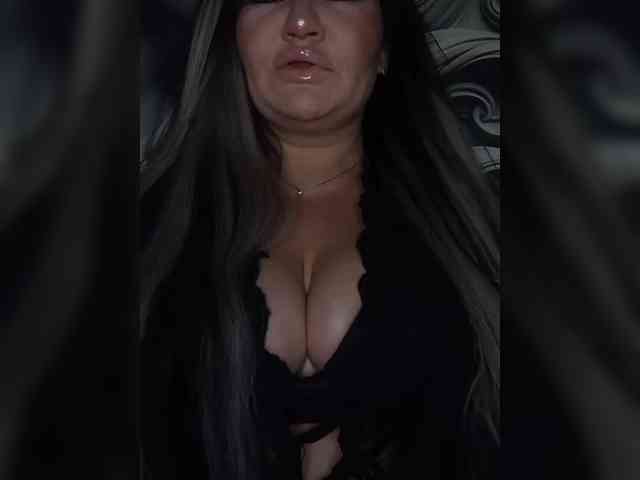 Brunetochkaaa webcam