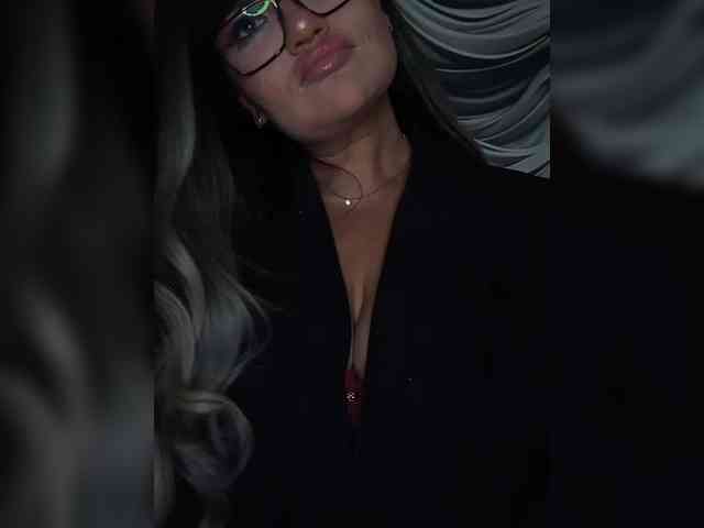 Brunetochkaaa webcam