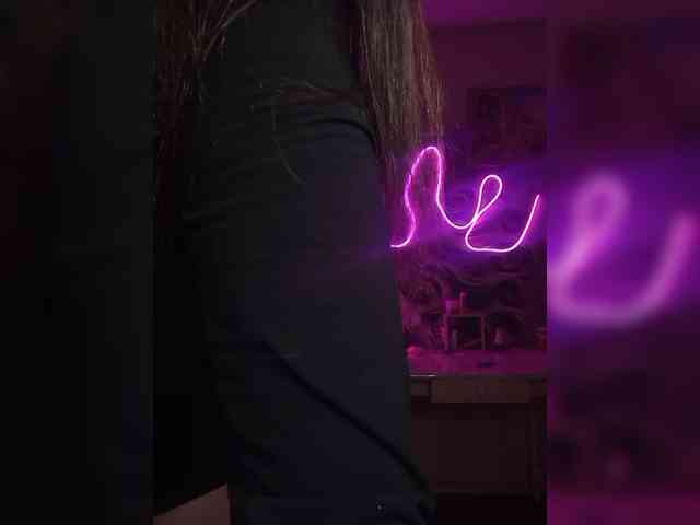 Brunetochkaaa webcam