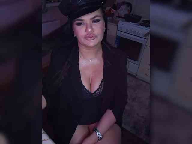 Brunetochkaaa webcam