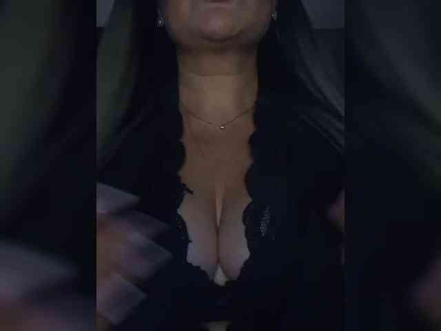 Brunetochkaaa webcam