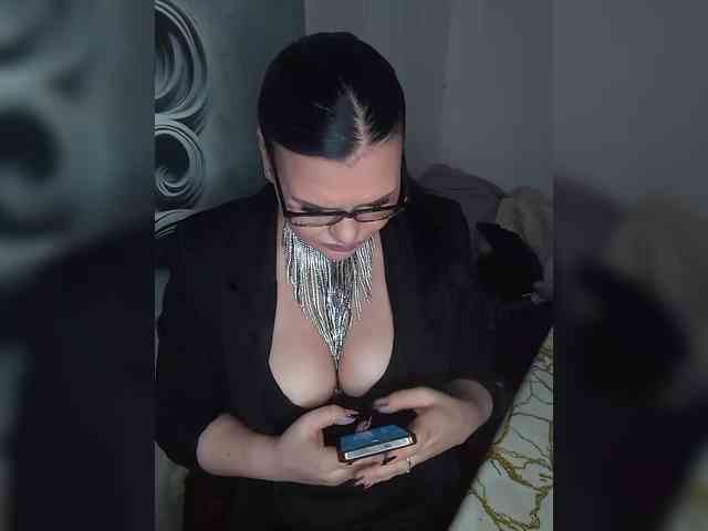 Brunetochkaaa webcam