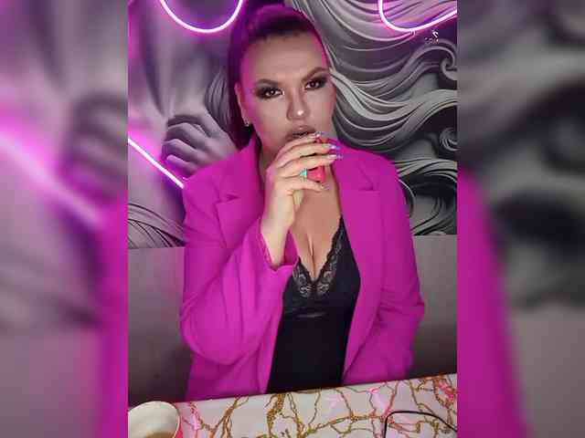 Brunetochkaaa webcam