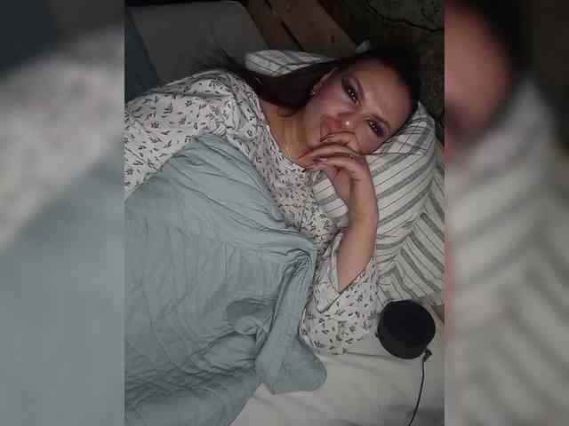 Brunetochkaaa webcam