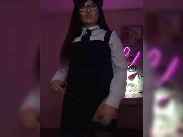 Brunetochkaaa webcam