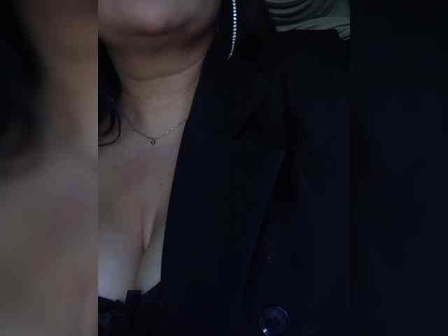 Brunetochkaaa webcam