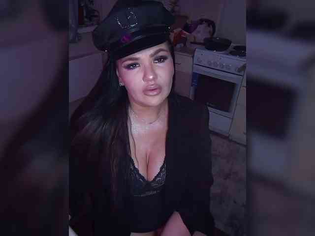 Brunetochkaaa webcam