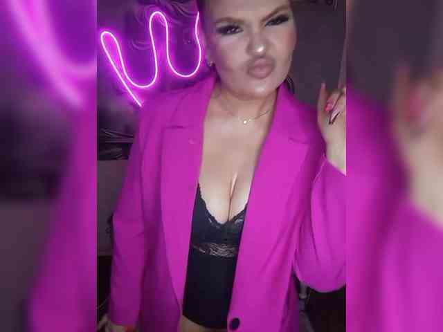 Brunetochkaaa webcam