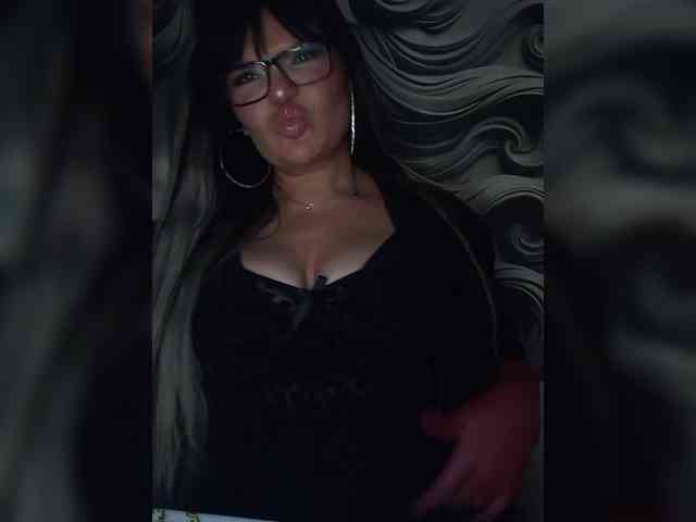 Brunetochkaaa webcam