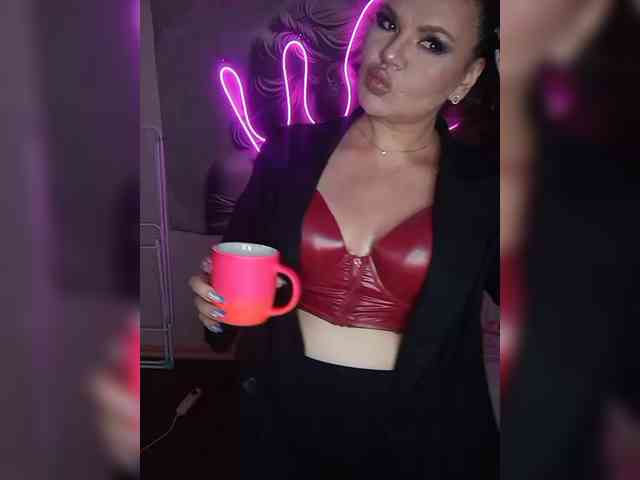 Brunetochkaaa webcam