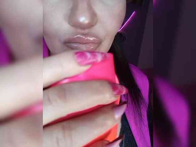 Brunetochkaaa webcam