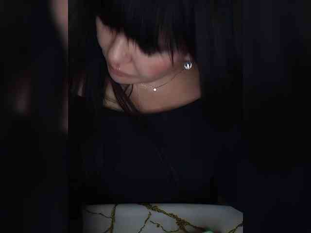 Brunetochkaaa webcam