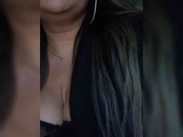 Brunetochkaaa webcam