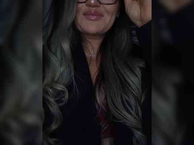 Brunetochkaaa webcam