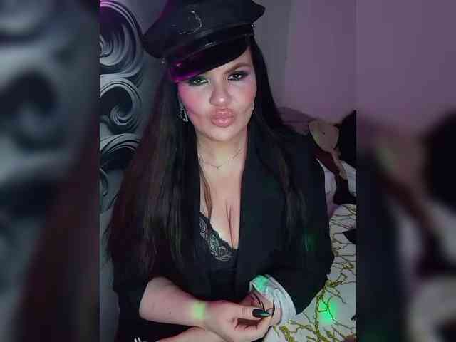 Brunetochkaaa webcam