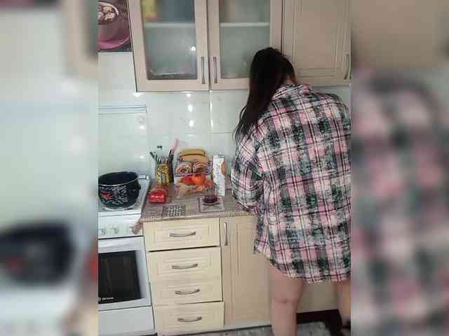 Brunetochkaaa webcam