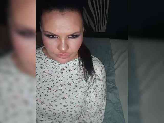 Brunetochkaaa webcam