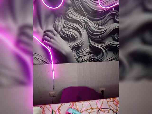 Brunetochkaaa webcam