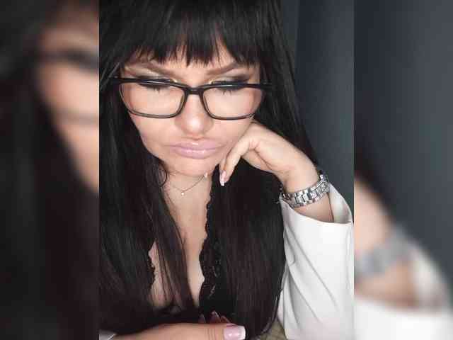 Brunetochkaaa webcam