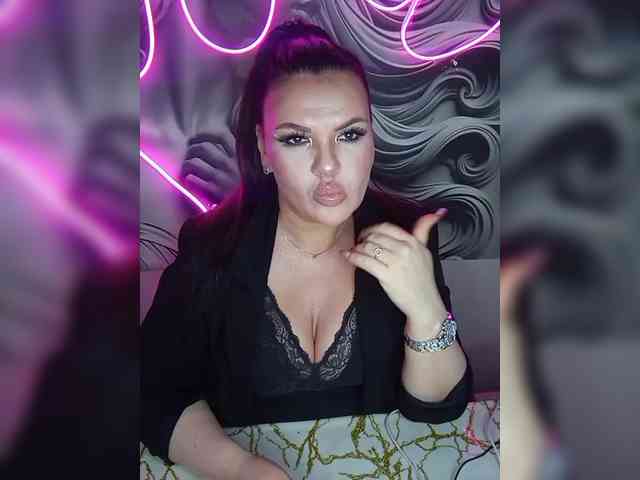 Brunetochkaaa webcam