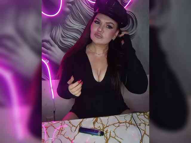 Brunetochkaaa webcam