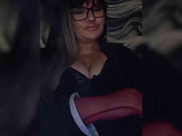 Brunetochkaaa webcam