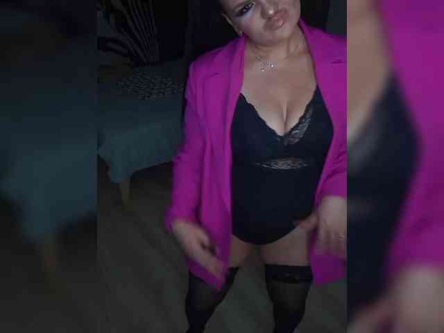 Brunetochkaaa webcam