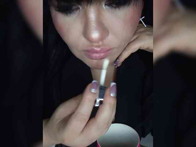 Brunetochkaaa webcam