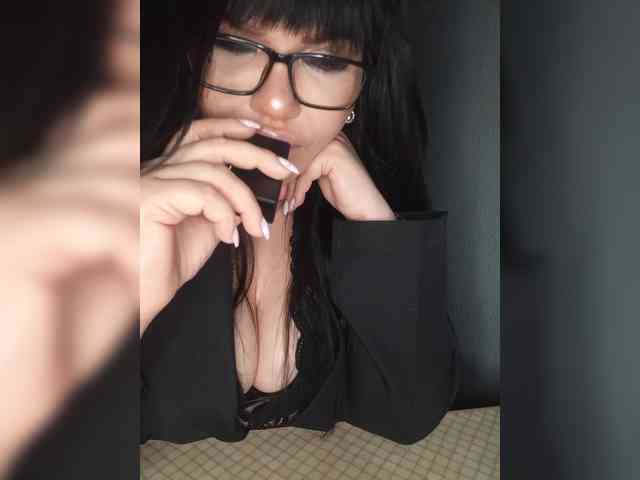 Brunetochkaaa webcam