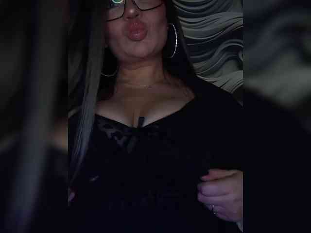 Brunetochkaaa webcam