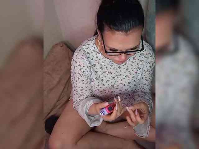 Brunetochkaaa webcam