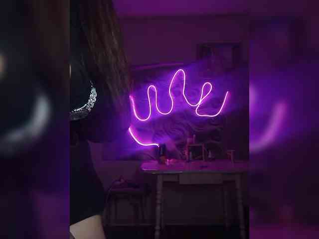 Brunetochkaaa webcam