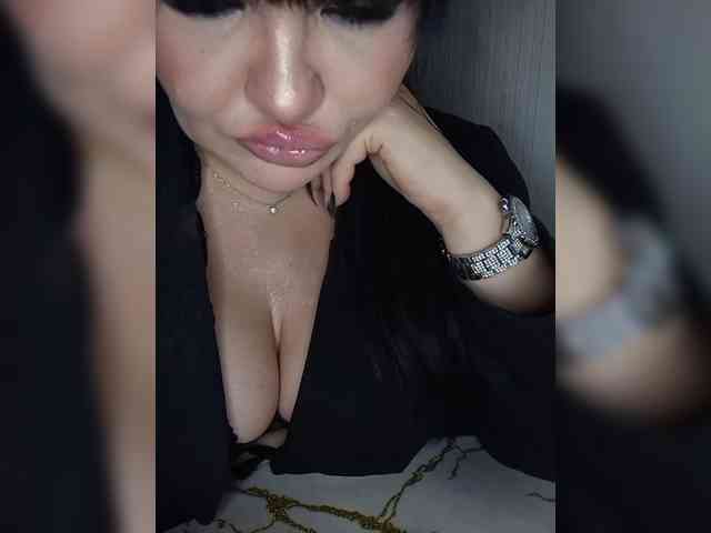 Brunetochkaaa webcam